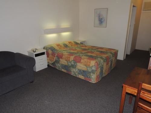 Memphis Motor Inn Parkes Eksteriør billede